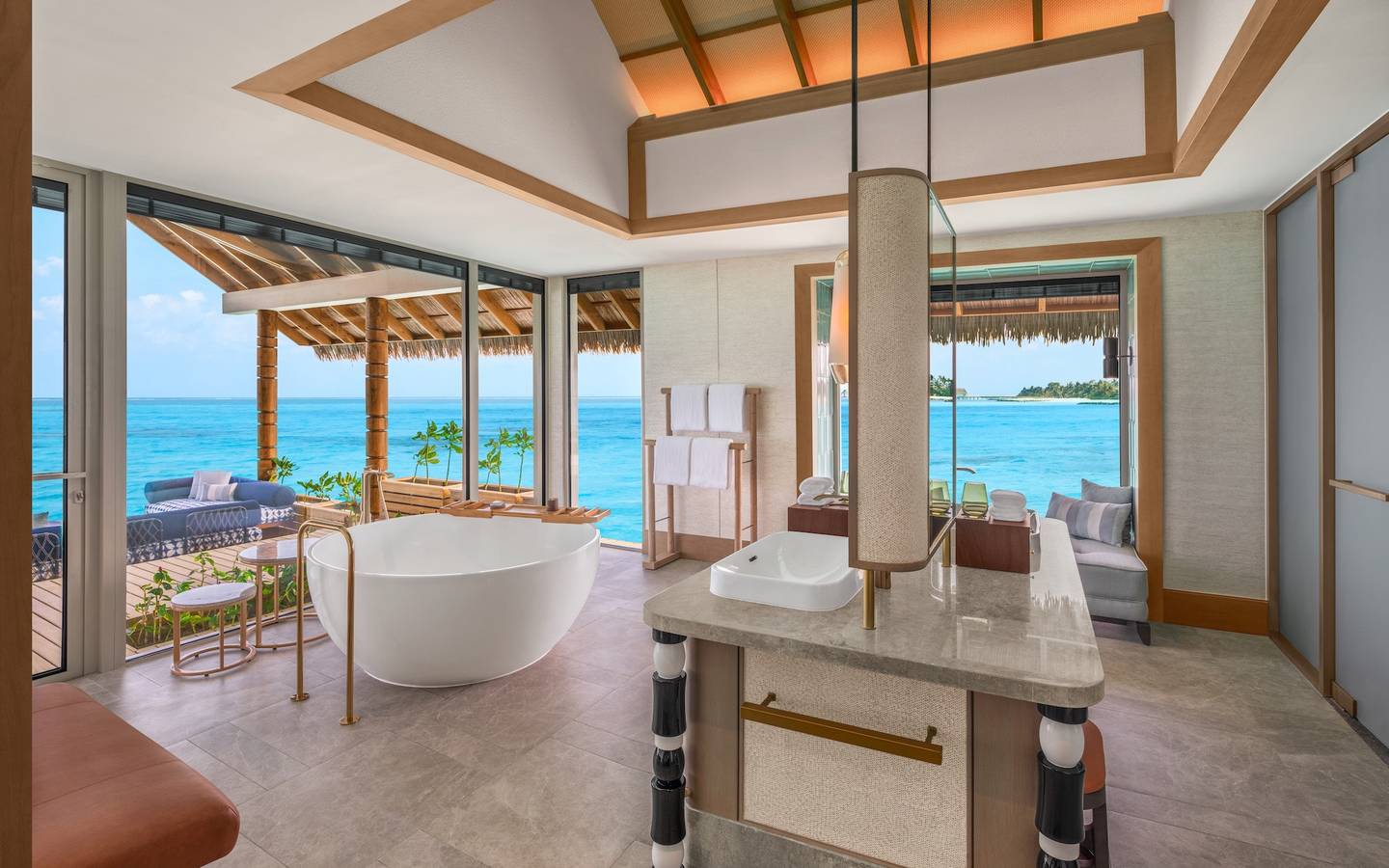 JW_Marriott_Kaafu_Atoll_Maledives_Ocean_Residence_Bathroom