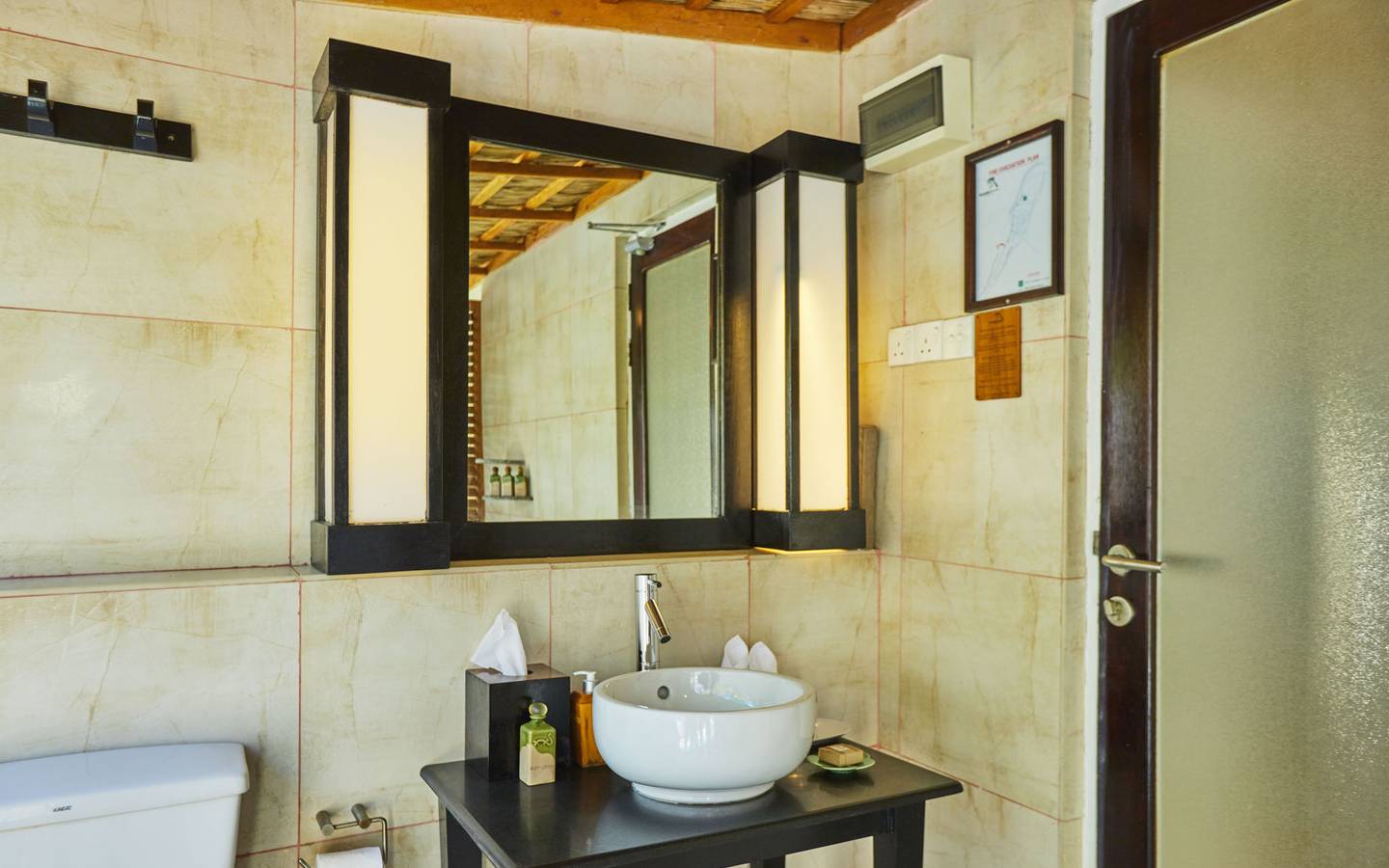 Kuredu_Resort_Premium_Strand_Bungalow_13