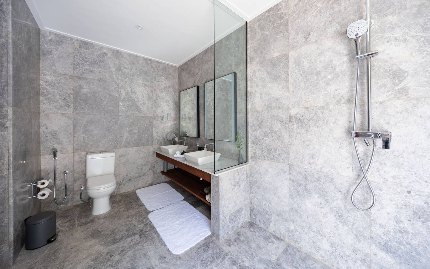 Meeru_Island_Two_Bedroom-Beach-Pool-Villa-Aerial_Interieur_15