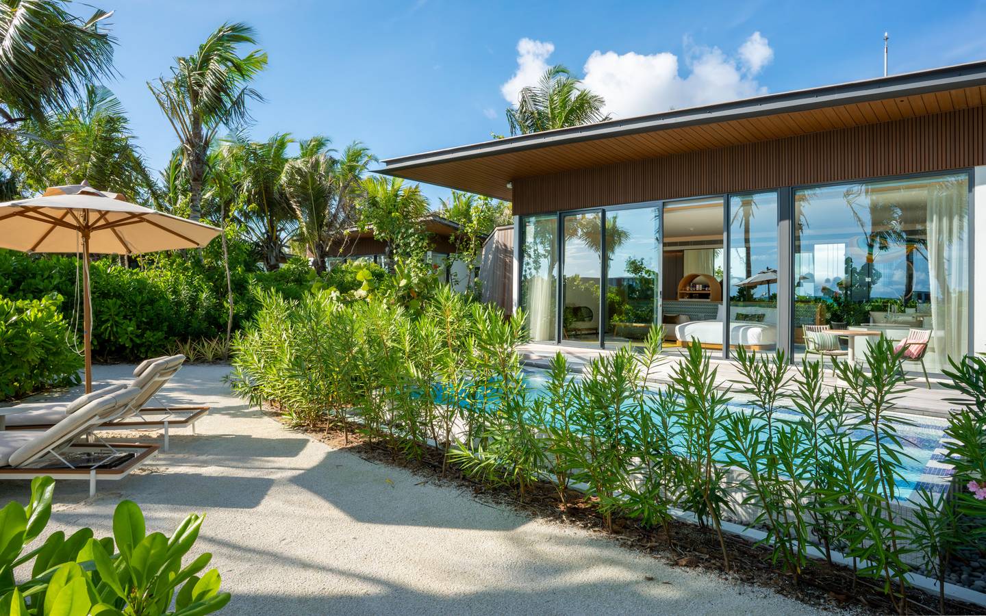 So_Maldives_Family_Beach_Pool_Villa_with_Capsule_15