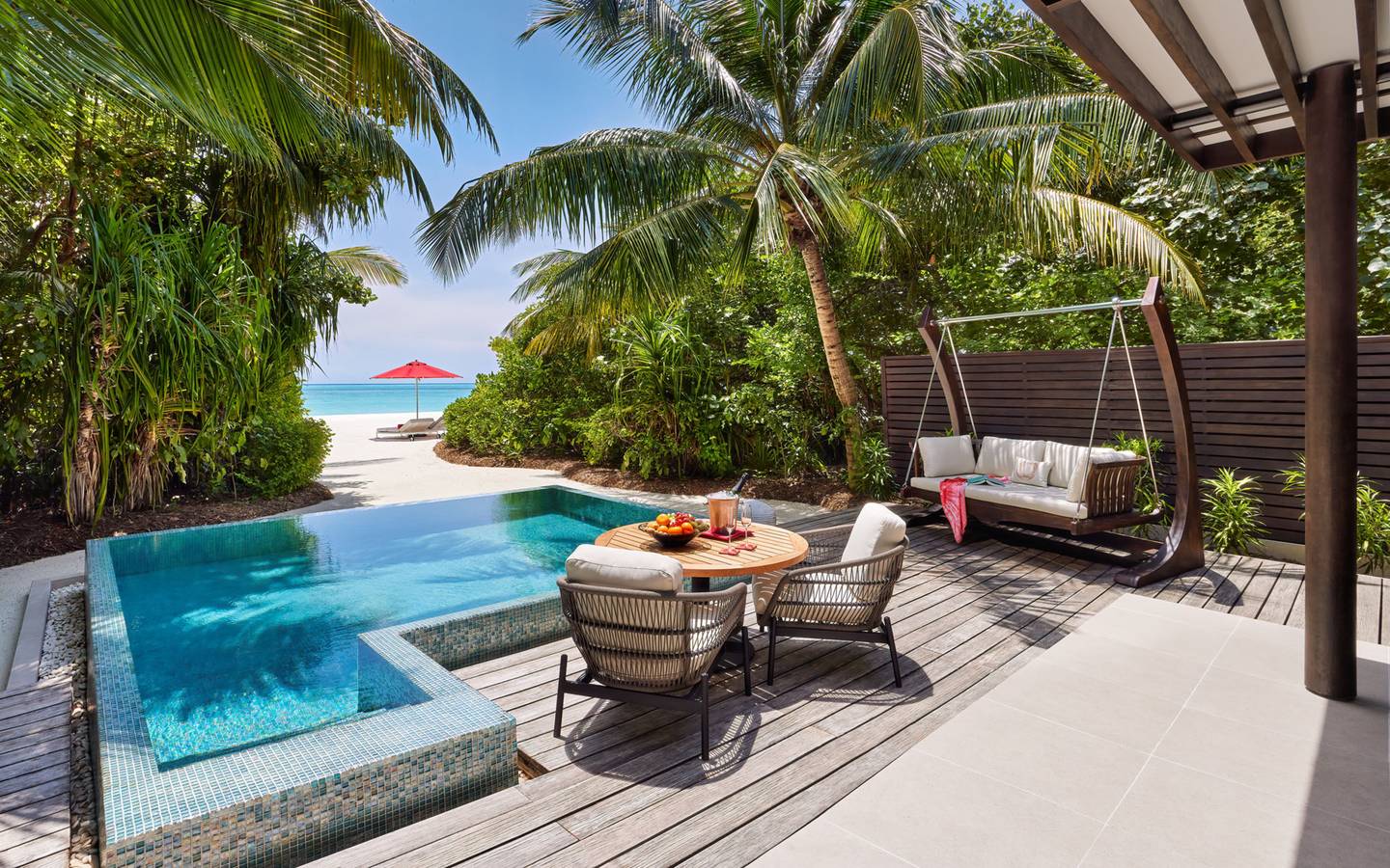 Niyama Private Islands - Deluxe Beach Pool Villa Deck