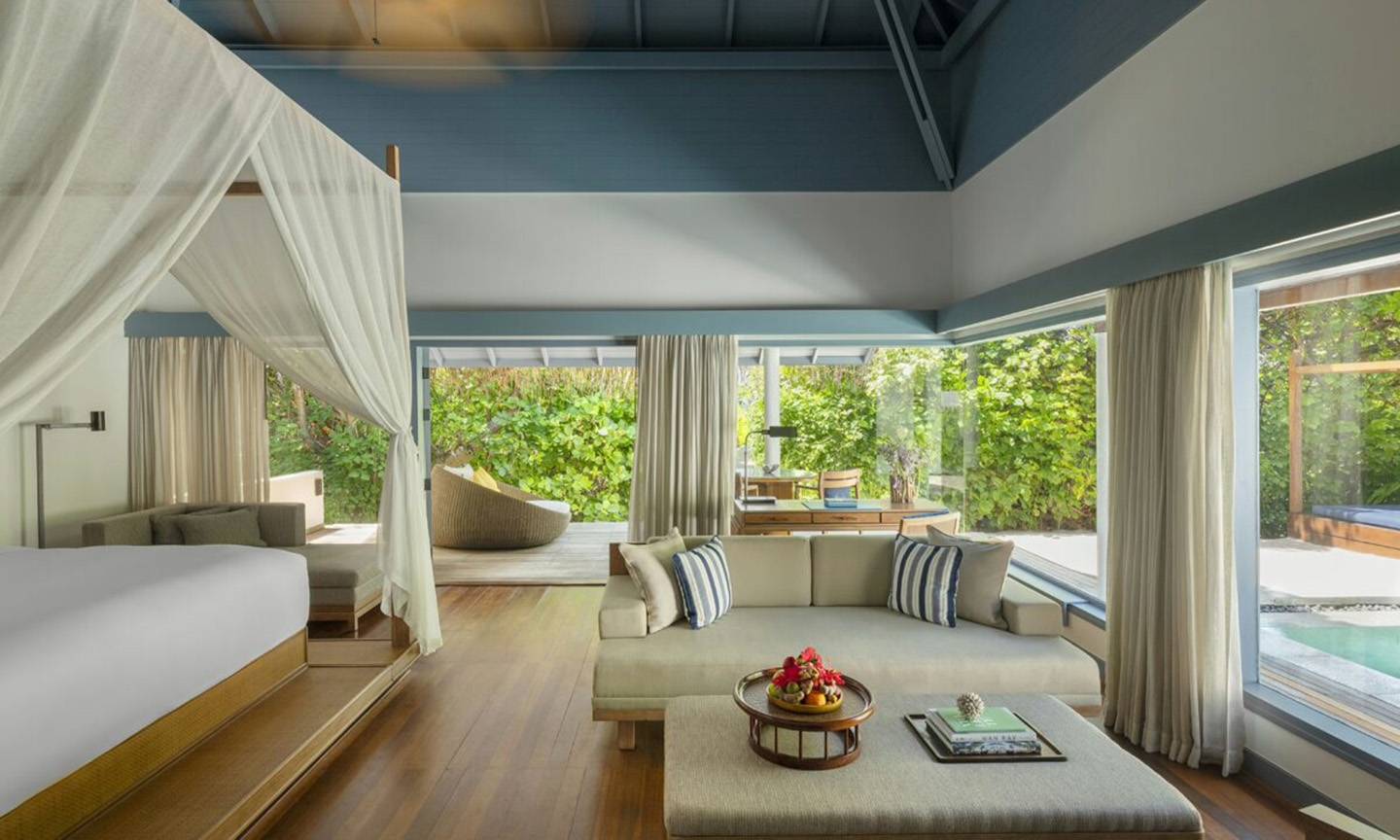 Halcyon_Private_Isles_Maldives_Beach_Villa_3