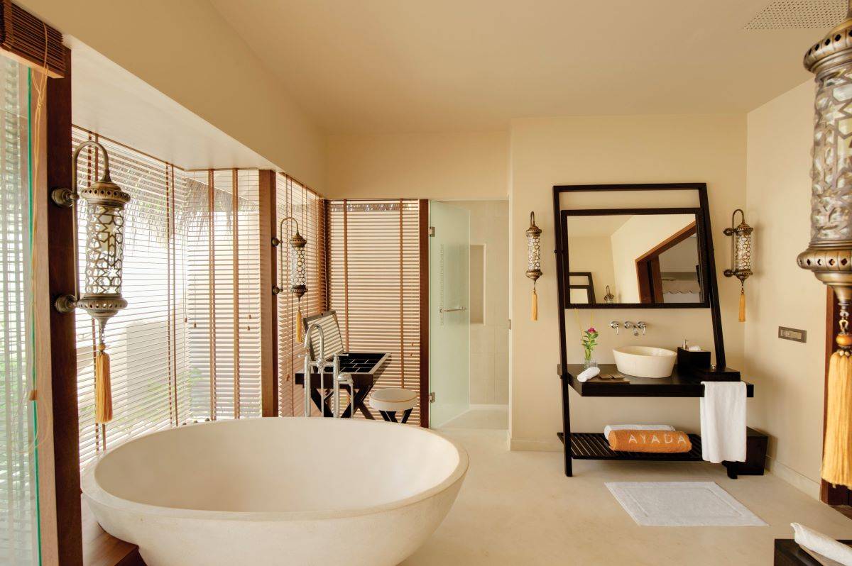 Ayada Maldives, Malediven, Sunset Family Lagoon Suite with Pool, Badezimmer