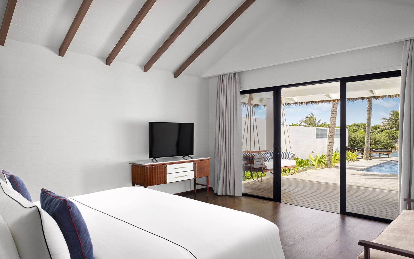 Villa_Nautica_Ocenfront_Pool_Villa_3