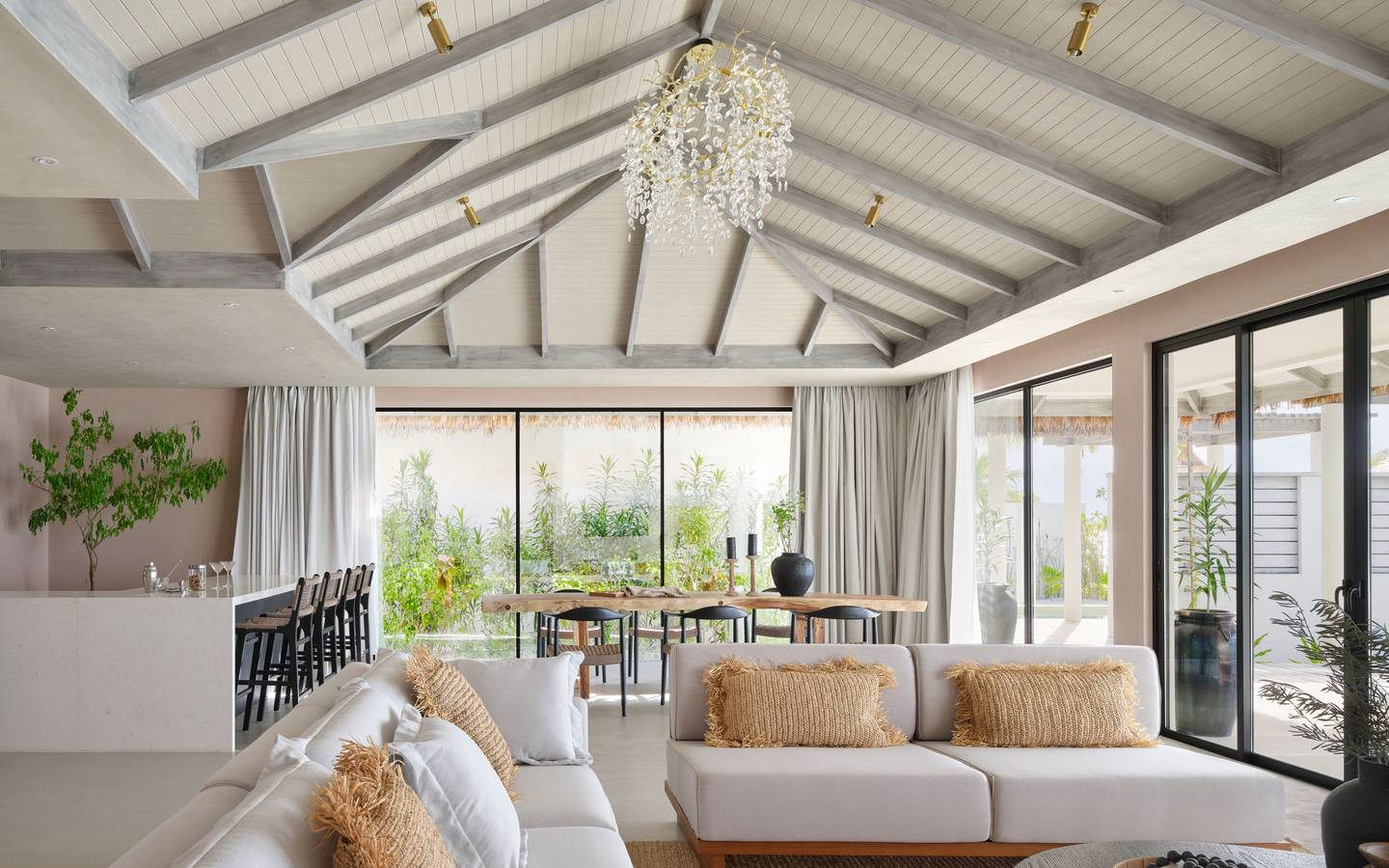 Villa_Haven_Two_Bedroom_Residence_with_Two_Beach_Pools_10