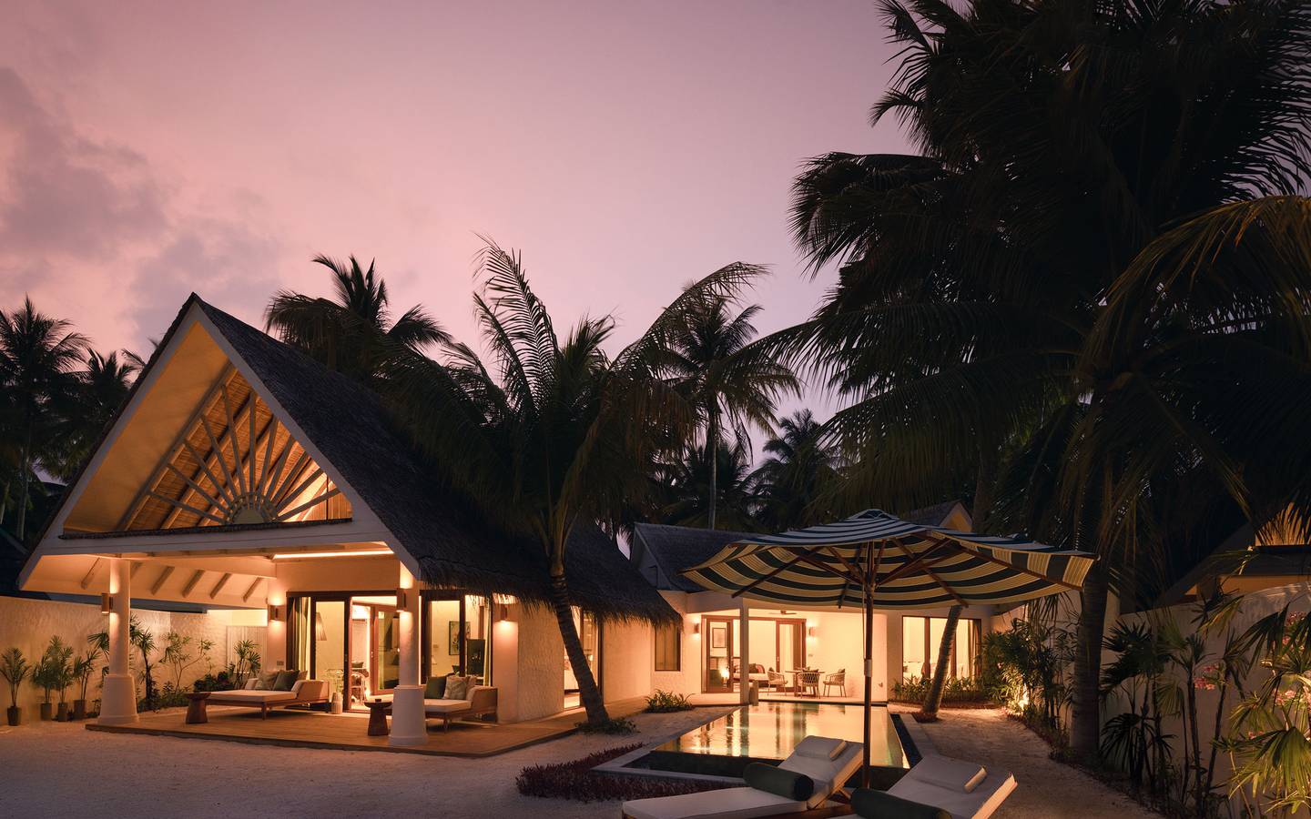 Rah_Gili_Malidves_Family_Beach_Pool_Villa_4