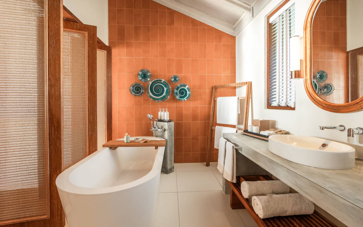 NH_Collection_Maldives_Reethi_Resort_Overwater_Villa_3