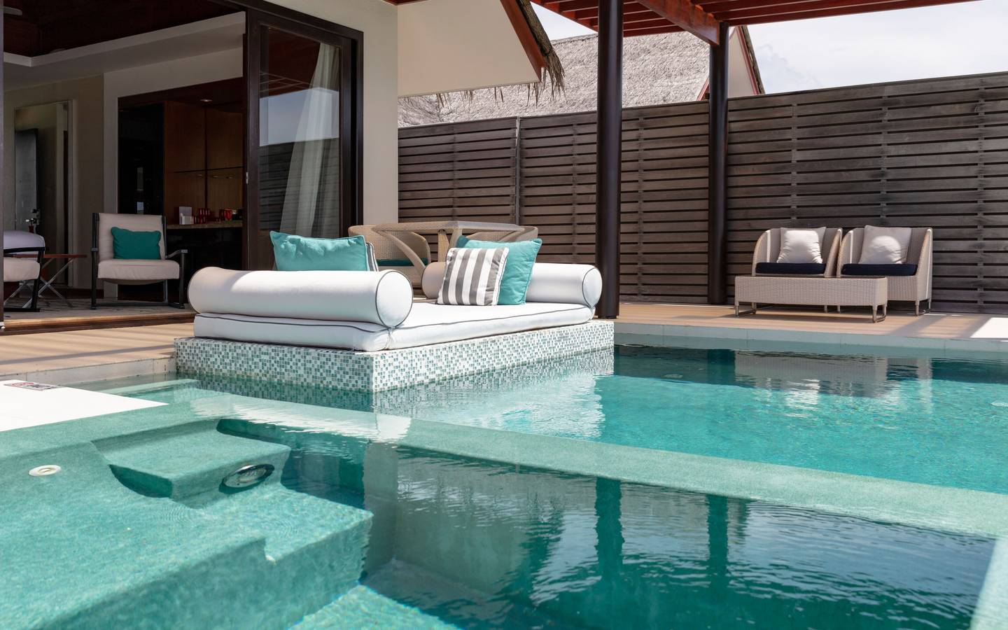Niyama_Private_Islands_Maldives_Deluxe_Overwater_Pool_Villa_Pool_Deck