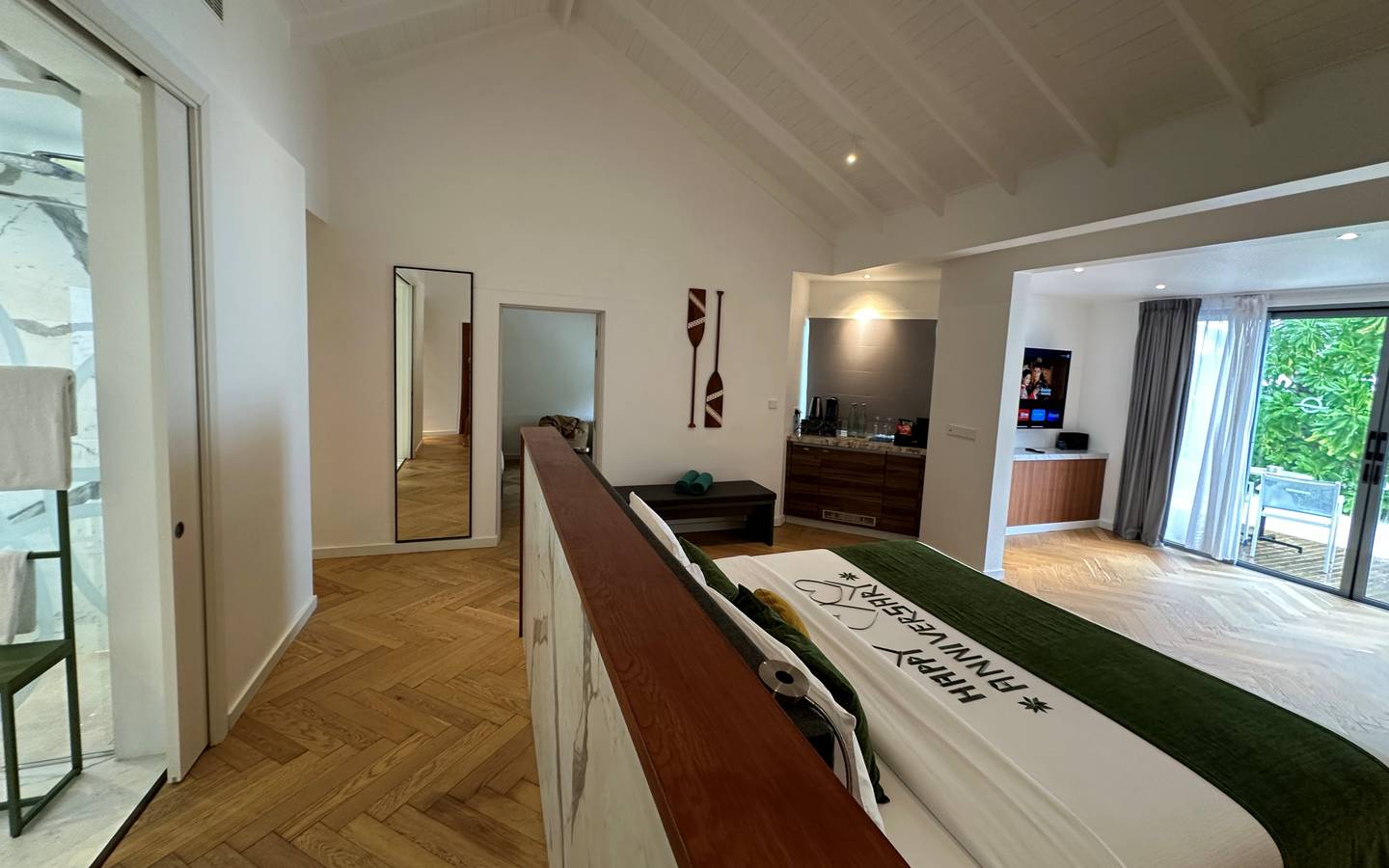 Outrigger_Maldives_Family_Beach_Villa_1