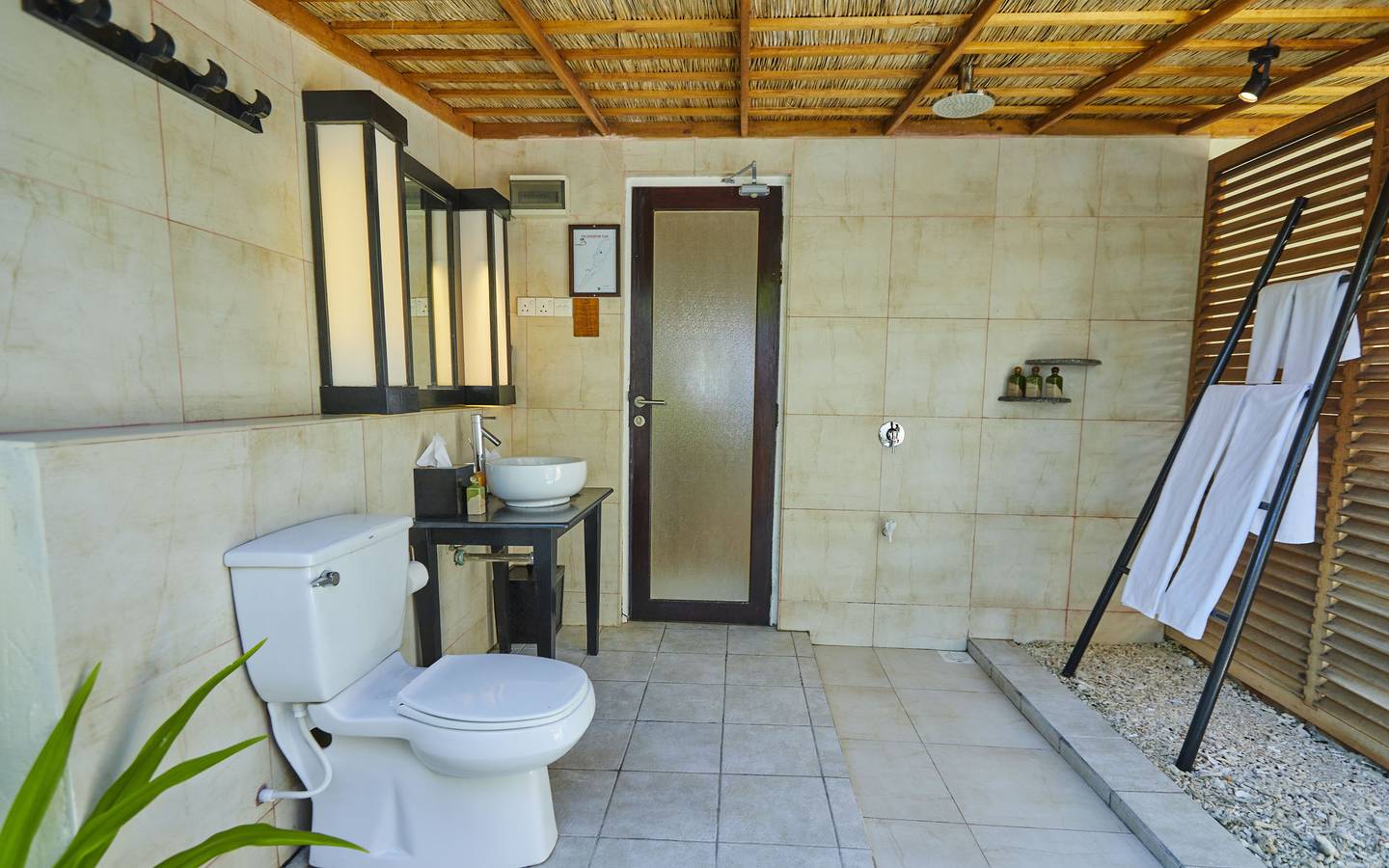 Kuredu_Resort_Premium_Strand_Bungalow_14