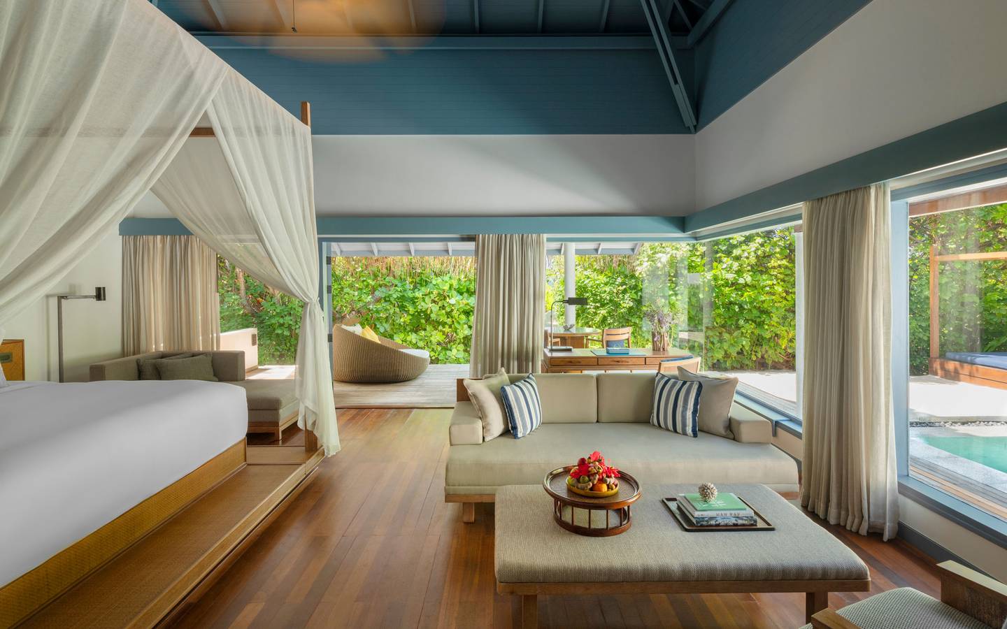 Halcyon_Private_Isles_Maldives_Sunset_Beach_Pool_Villa_4