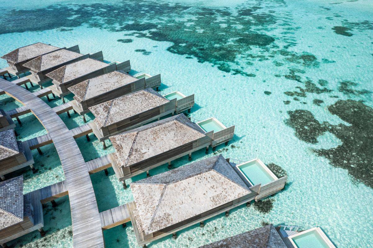 Jawakara Islands Maldives, Malediven, Dheru Water Pool Villa, Wasservillen von oben