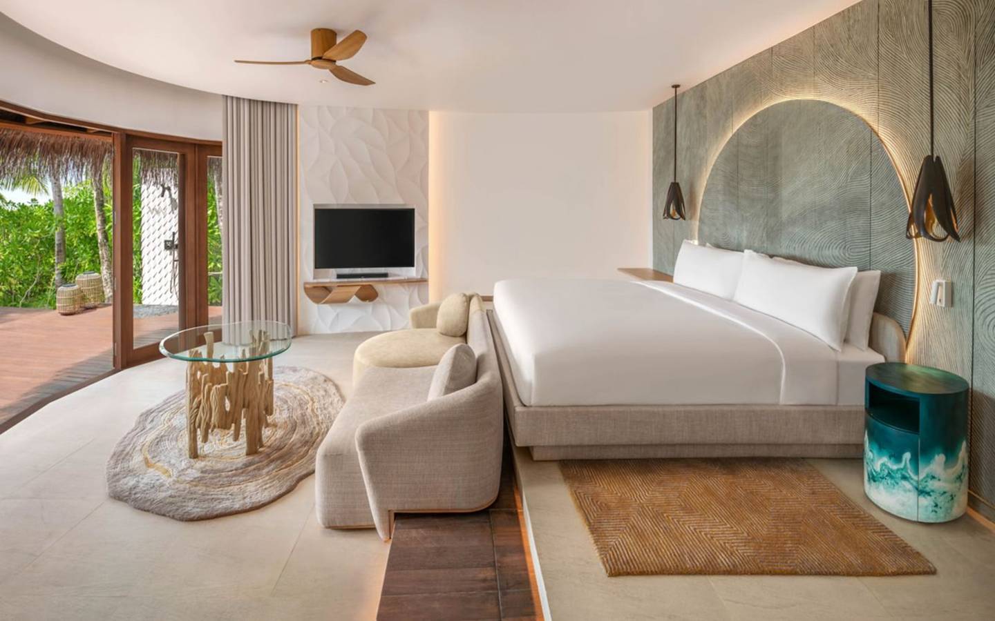 W_Maldives_Beachvilla_4