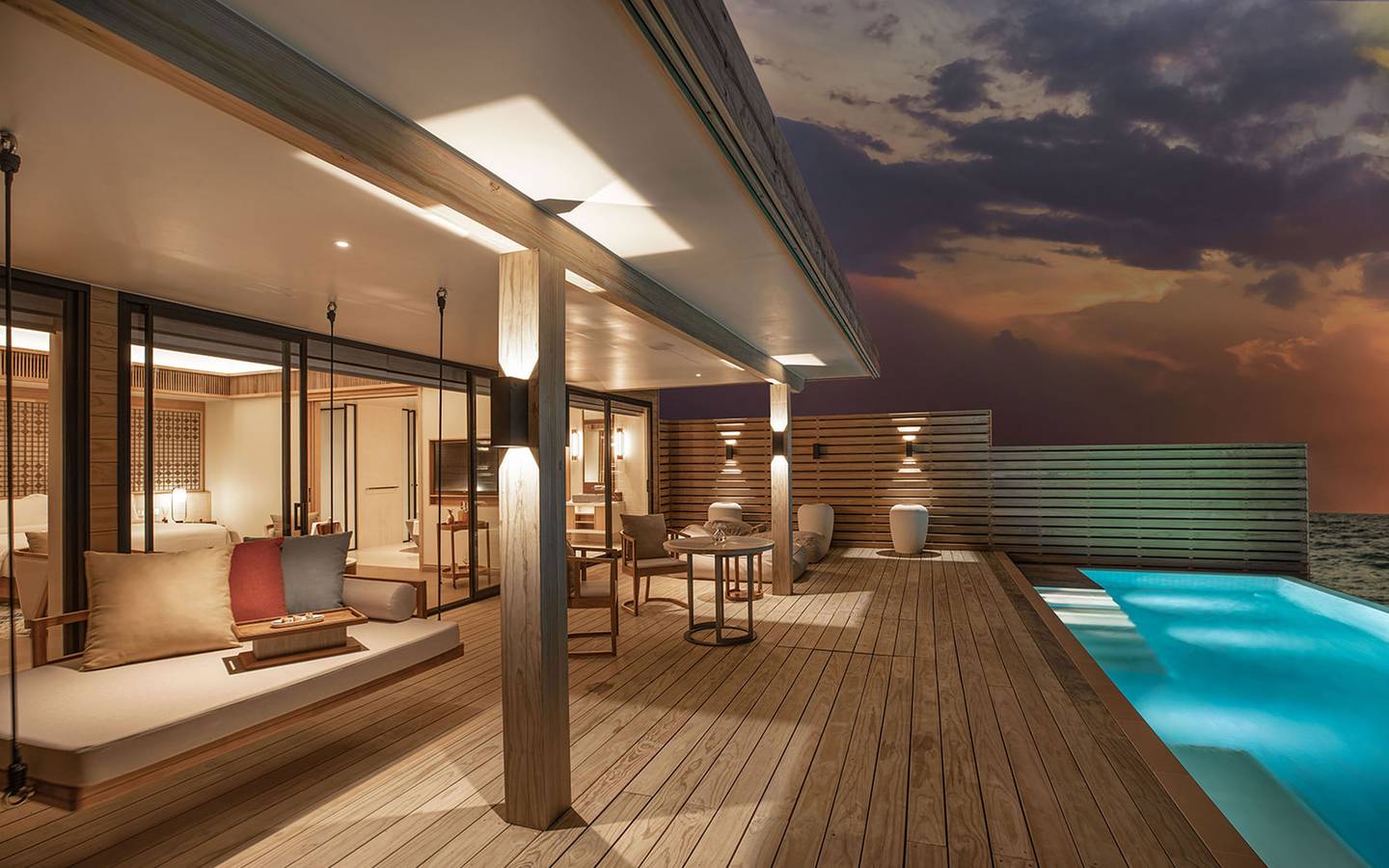 Kuda_Villingili_Sunset_Water_Villa_with_Private_Pool_2