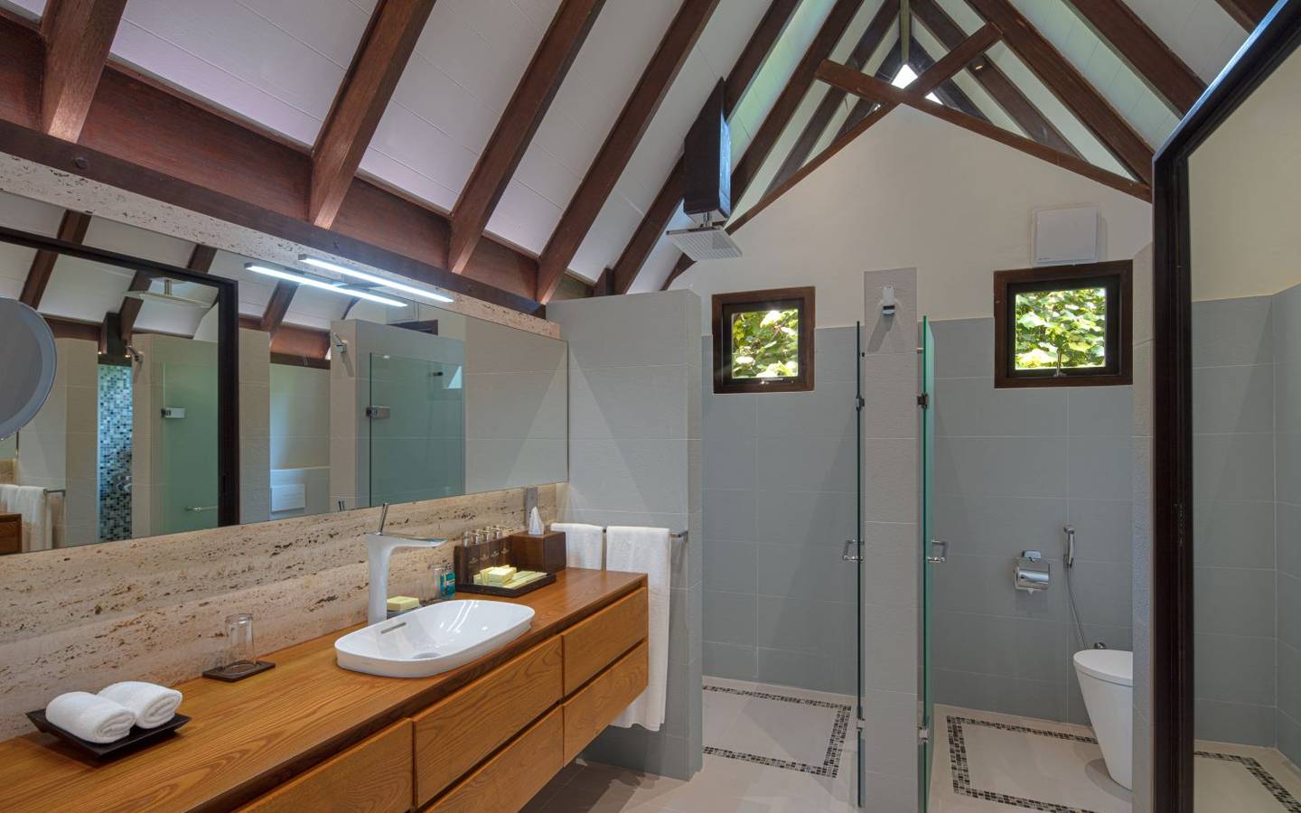 Duplex Honeymoon Suite