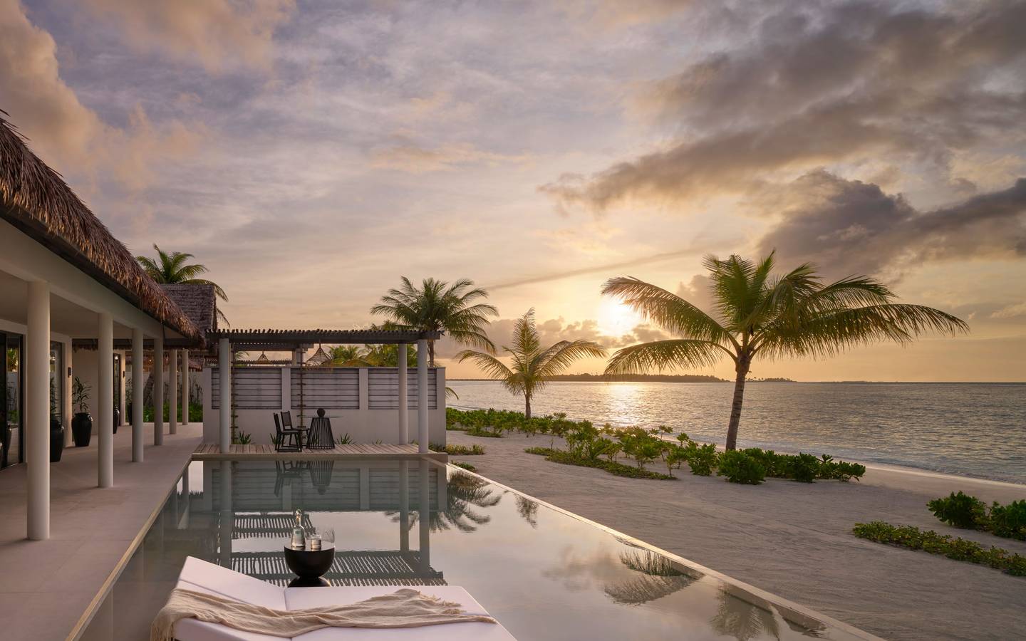 Villa_Haven_Two_Bedroom_Residence_with_Two_Beach_Pools_8