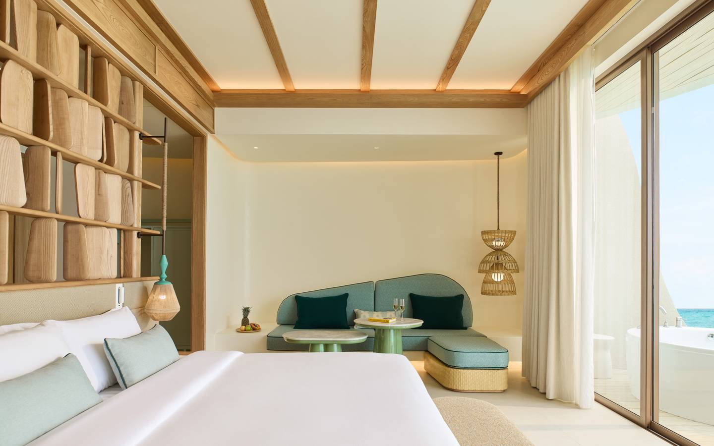 Centara_Grand_Lagoon_Maldives_One_Bedroom_Overwater_Villa_with_Jacuzzi_3
