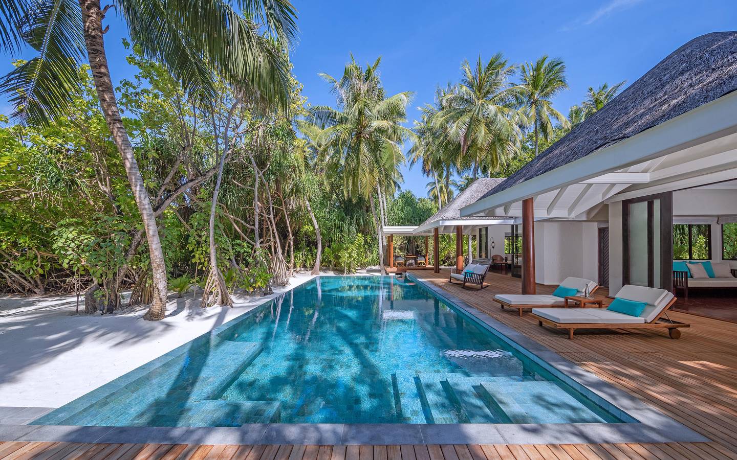 Anantara Kihavah Two-bedroom Family Beach Pool Villas Pool 3