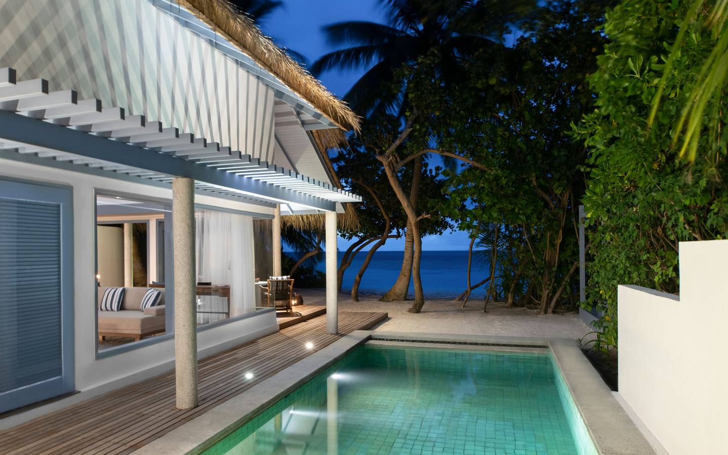 Halcyon_Private_Isles_Maldives_Beach_Villa_6