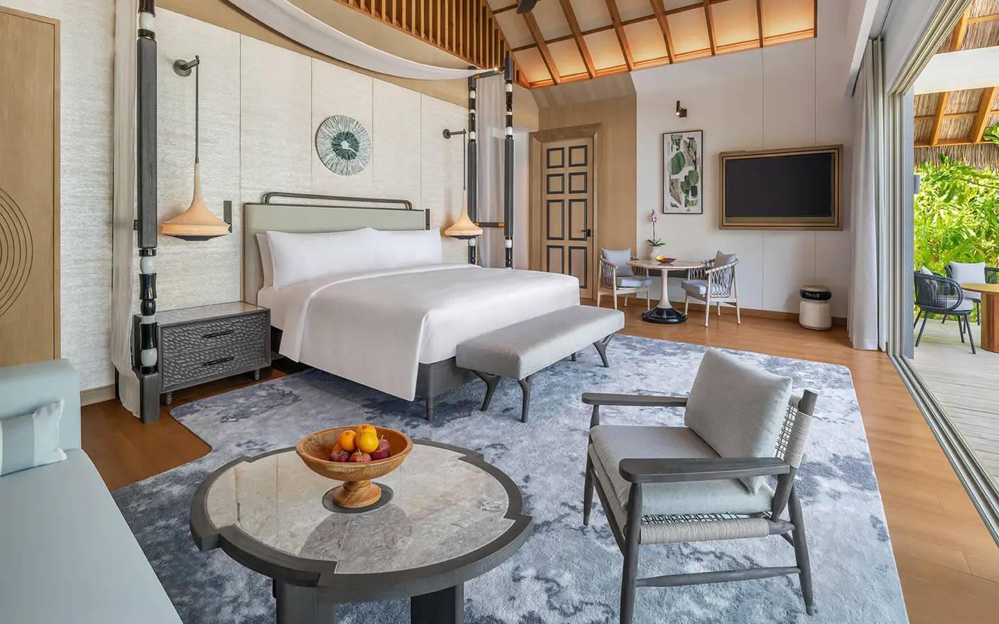 JW_Marriott_Maldives_Kaafu_Atoll_Marina_Beach_Pool_Villa_Living