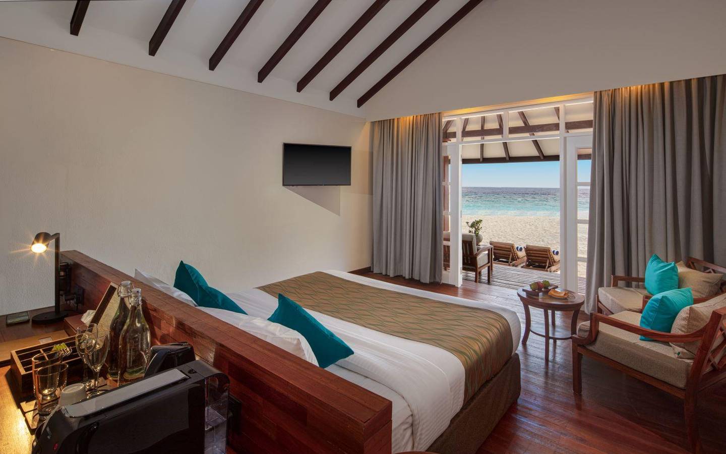 Deluxe Beach Villas