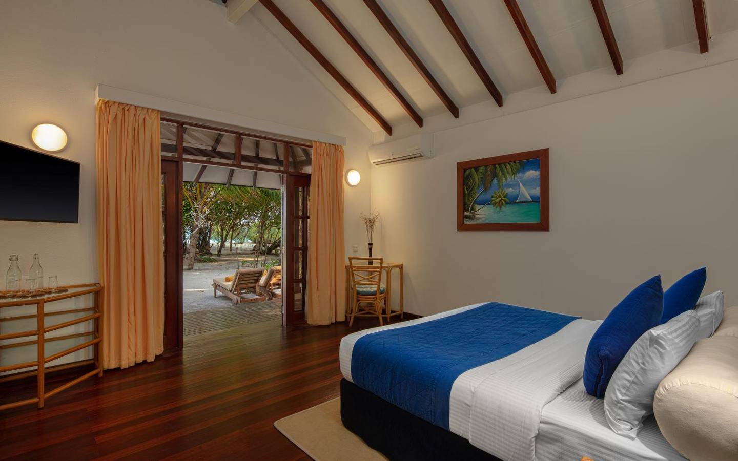 Honeymoon Suite