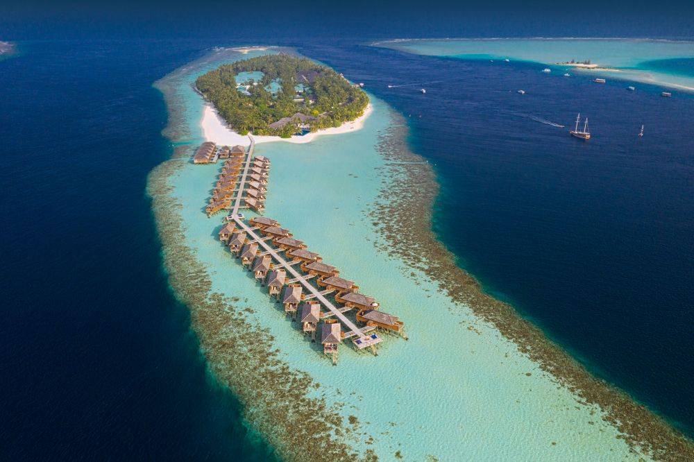 VILAMENDHOO ISLAND RESORT