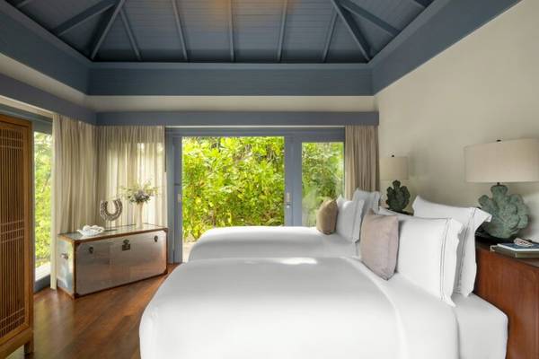 Halcyon_Private_Island_Family_Oceanfront_Beach_Pool_Villa_1