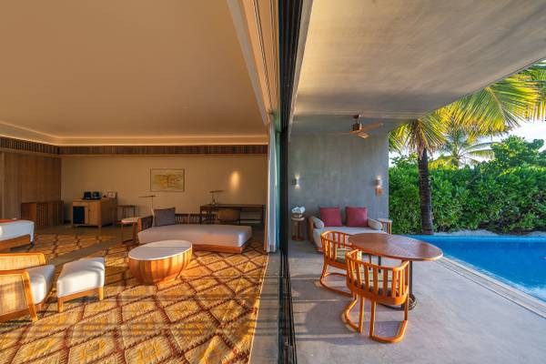 Kuda_Villingili_Sunset_Beach_Villa_with_Private_Pool_8