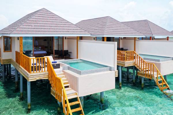 Brennia_Kottefaru_Ocean_Pool_Villa_Außen