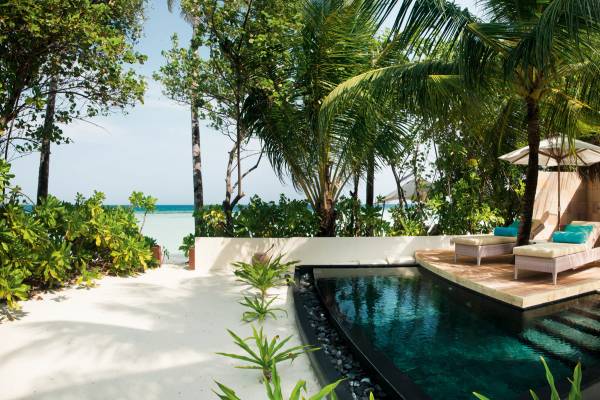 Constance_Halaveli_Maldives_Family_Beach_Villa_4
