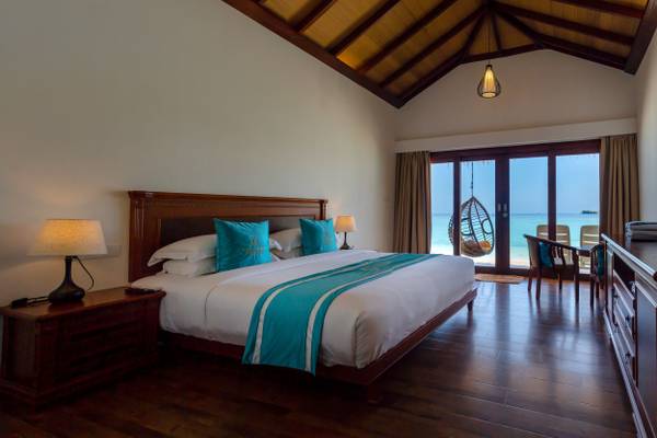 Beach_Villa_Cocogiri_Island_Resort_Interieur_2