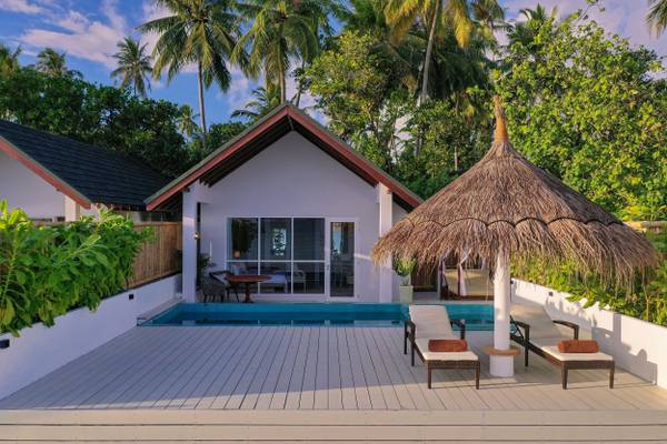 Malahini_Kuda_Bandos_Sunrise_Beach_Pool_Villa_17
