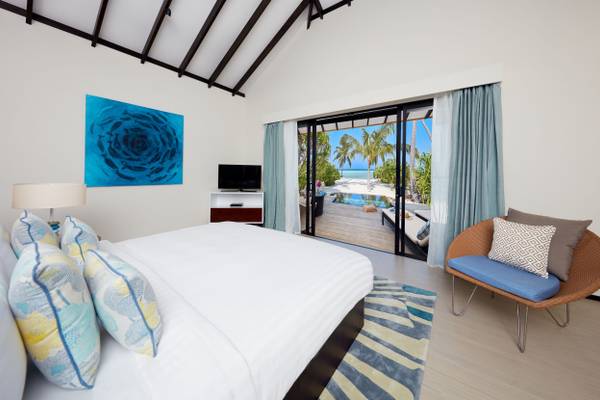 NH_Collection_Maldives_Havodda_Resort_Beach_Pool_Villa_Bedroom