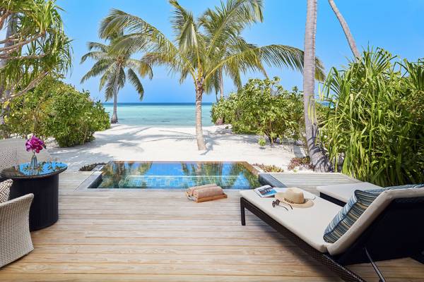NH_Collection_Maldives_Havodda_Resort_Beach_Pool_Villa_View