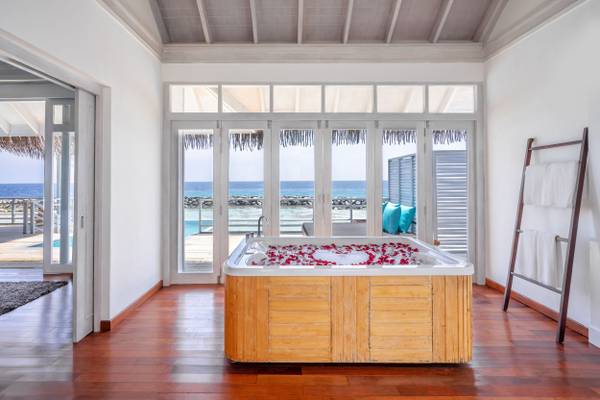 NH_Maldives_Kuda_Rah_Resort_Over_Water_Suite_with_Private_Pool_Jacuzzi_with_View