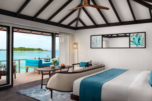 Anantara_Veli_Maldives_Superior_Over_Water_Villa_3