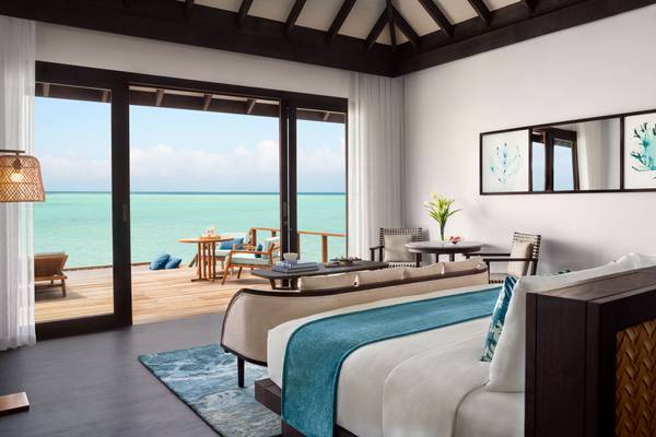 Anantara_Veli_Maldives_Deluxe_Over_Water_Villa_2