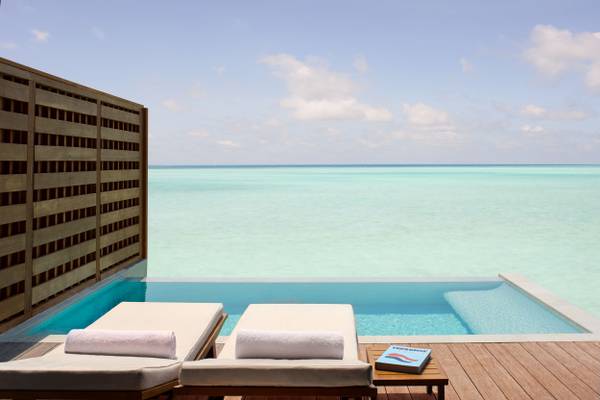 Anantara_Veli_Maldives_Over_Water_Pool_Villa_4