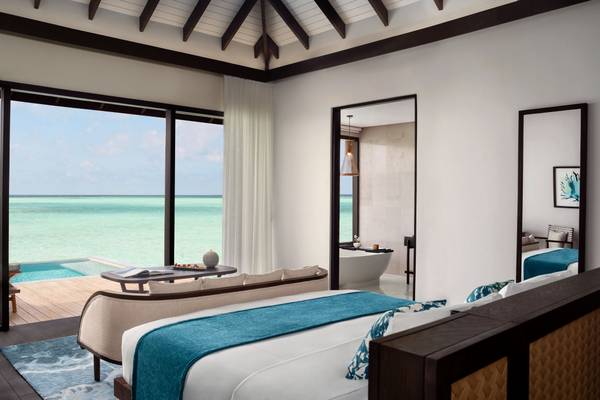 Anantara_Veli_Maldives_Over_Water_Pool_Villa_5