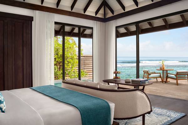 Anantara_Veli_Maldives_Over_Water_Pool_Villa_7