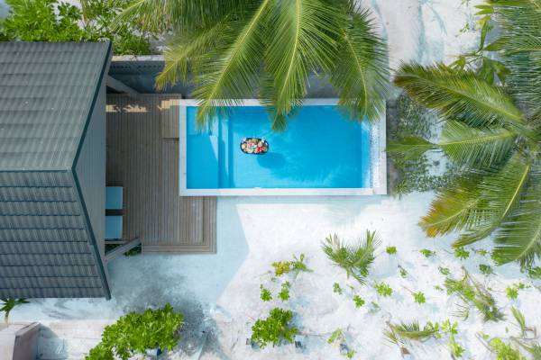 Meeru_Island_Beach_Pool_Villa_03