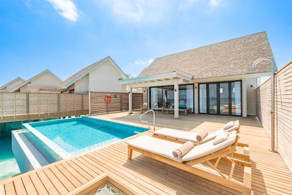 Ananea-Madivaru-Maldives-Water-Pool-Villa-Außenansicht-pool