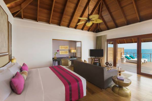 dusit-thani-maldives-accommodation-water-villa-with-pool-bedroom-area