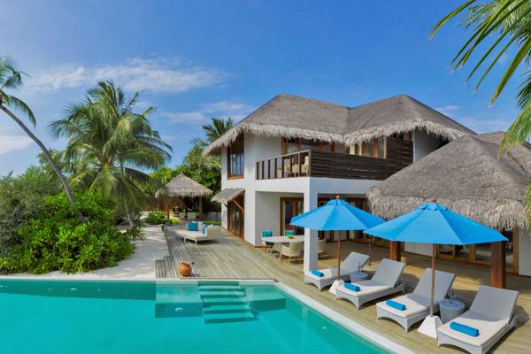 dusit-thani-maldives-accommodation-three-bedroom-residence