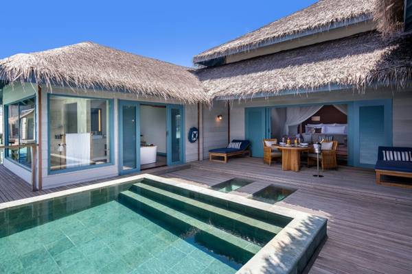Halcyon_Private_Isles_Maldives_Sunset_Overwater_Villa_4