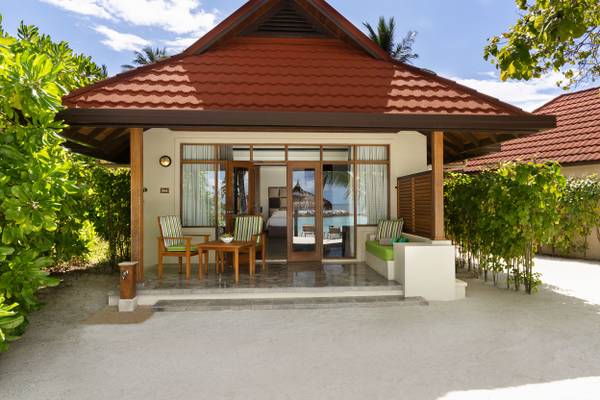 Kurumba_Maldives_Beach_Villa_5