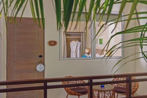 Malahine_Kuda_Bandos_Garden_Room_4