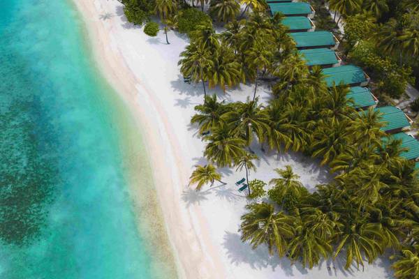 Meeru-Beach-Villa-Aerial_1