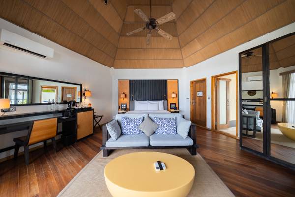 Meeru_Island-Resort-Malediven-Water-Front -Villa_Interieur-3